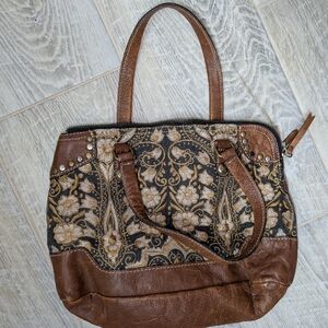 Patricia Nash Brown Folklore Rialto Floral Embroidered Italian Leather bag.
